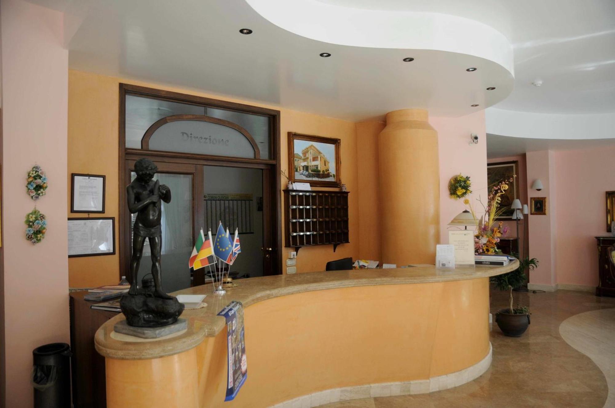 New Hotel Sonia Santa Maria di Castellabate Dış mekan fotoğraf